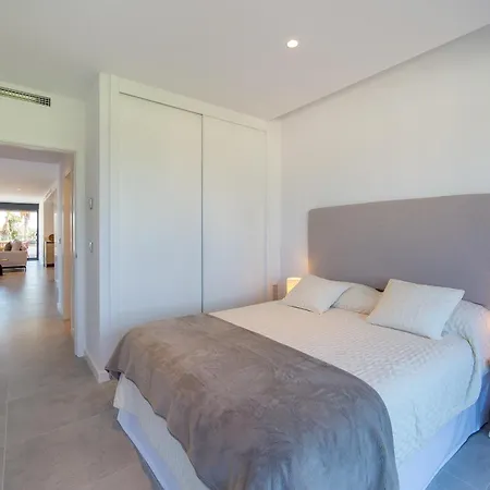 Oceans Apartment Oliva