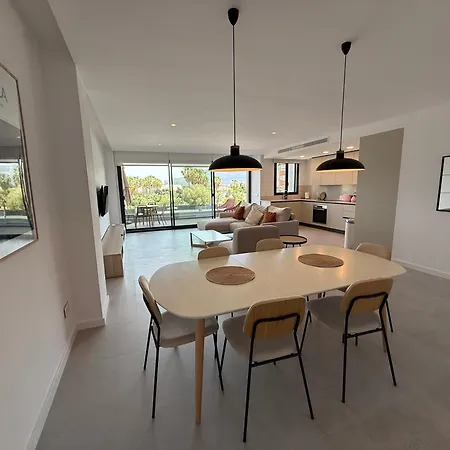 Oceans Apartment *